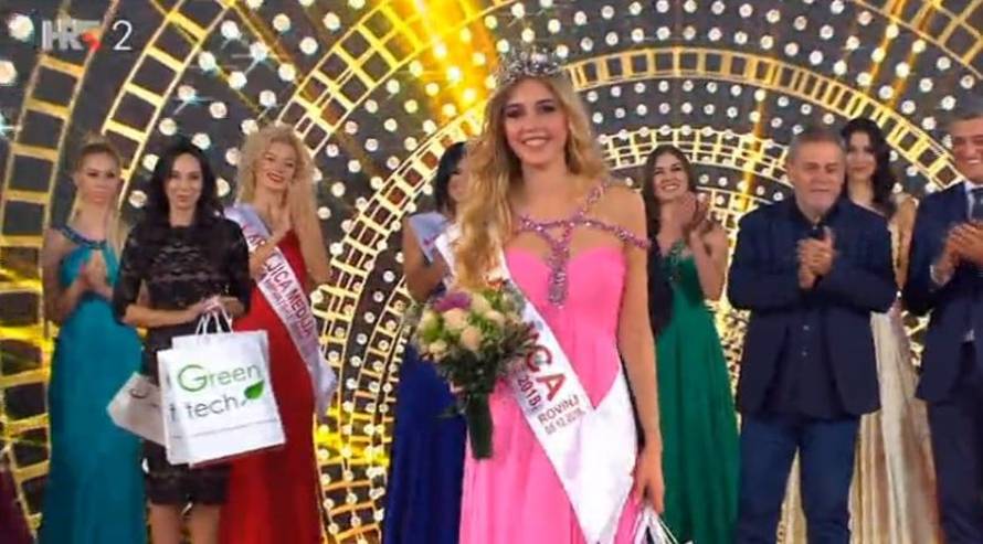 Ema je nova Kraljica Hrvatske: Krenula je majčinim stopama