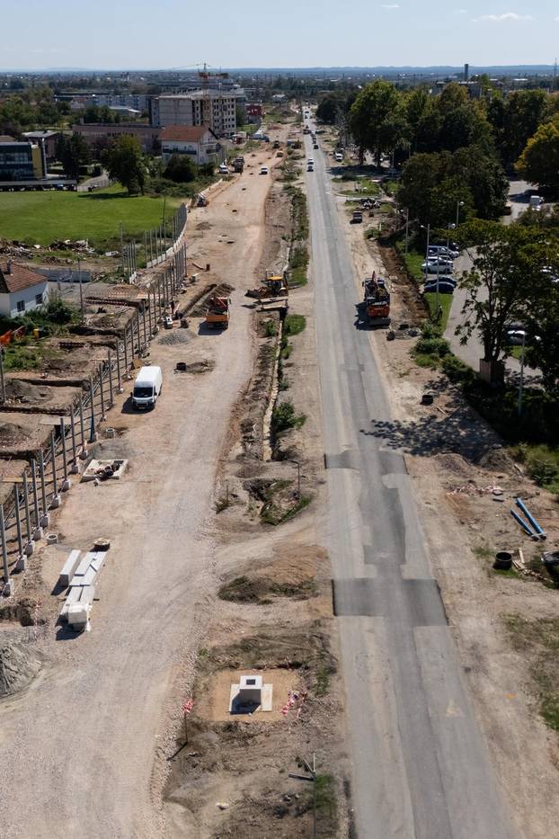 Napredak radova na Sarajevskoj cesti u Novom Zagrebu snimljen iz zraka