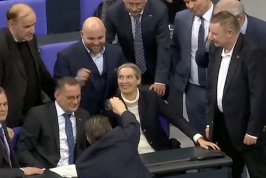 Pogled na Alice Weidel, kandidatkinju krajnje desničarskog AfD-a koja uznemiruje njemački politički krajolik