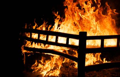 Strava u Srbiji: Zapalila se kuća od 150 kvadrata, vatrogasci pronašli dva izgorena tijela
