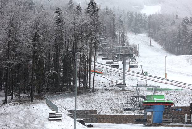 Na Platku je pao snijeg