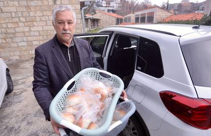 Ravnatelj sam vozi marende učenicima i popravlja slavine: 'Nije mi teško, a nemam izbora'