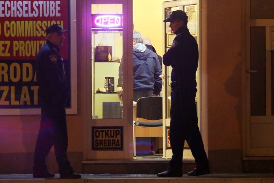 Opljačkao ured za otkup zlata u Šibeniku, policija ga traži