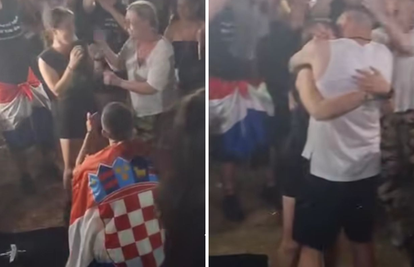 Na Thompsonovom koncertu 'pala' je i prosidba: 'Neka živi ljubav, Bog i majka Hrvatska!'