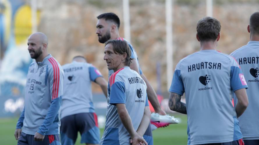 Rijeka: Trening Hrvatske nogometne reprezentacije na Rujevici