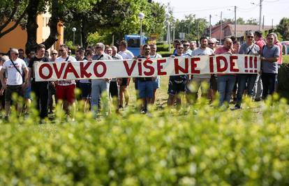 Policija: 'Ako nas ministar ne primi, ići ćemo na Markov trg'