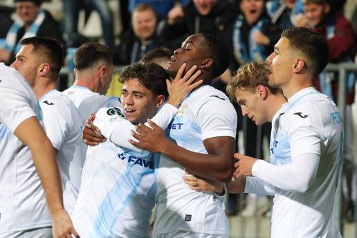 VIDEO Rijeka - Celje 3-0: Bijela fantazija na Rujevici! Rije&ccaron;ani stigli nadomak prolaska dalje