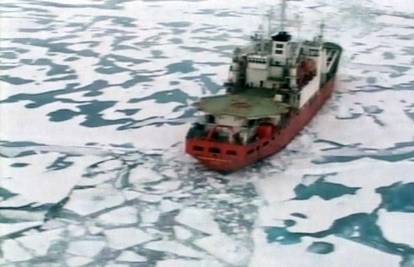 Led na Artiku dalje se topi radi globalnog zagrijavanja