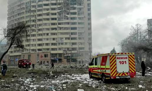 Najmanje 33 ljudi poginulo u ruskim napadima na Černihiv. Guverner: Gađali su dvije škole