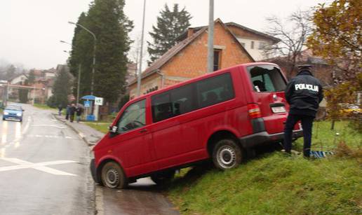 Auto  bez vozača otklizao s benzinske i pregazio ženu