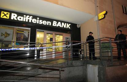 Zagreb: Naoružani razbojnik opljačkao je Raiffeisen banku