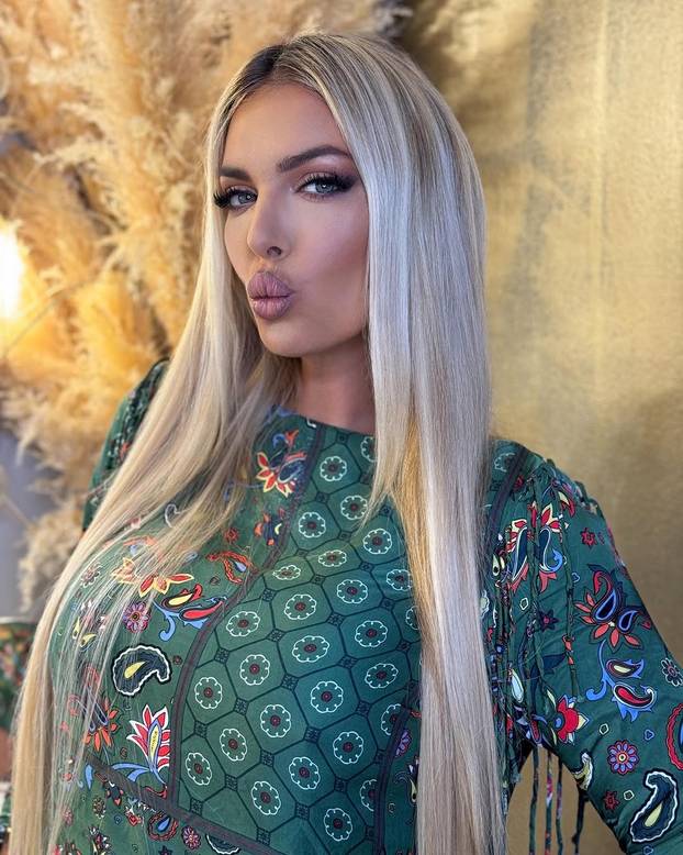 FOTO Ava Karabatić od reality zvijezde do kandidatkinje za predsjednicu: Dosta je stezanja!