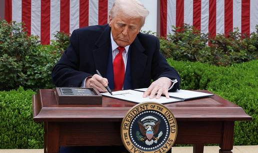 Biden kočio AI, Trump ga gura punom snagom! Agencije dobile rok: AI mora ući u svaki ured