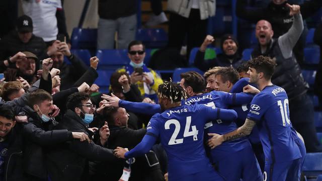 Premier League - Chelsea v Leicester City