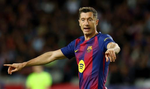 Lewandowski napušta Barcu i mijenja ga 'devetka' Bayerna?