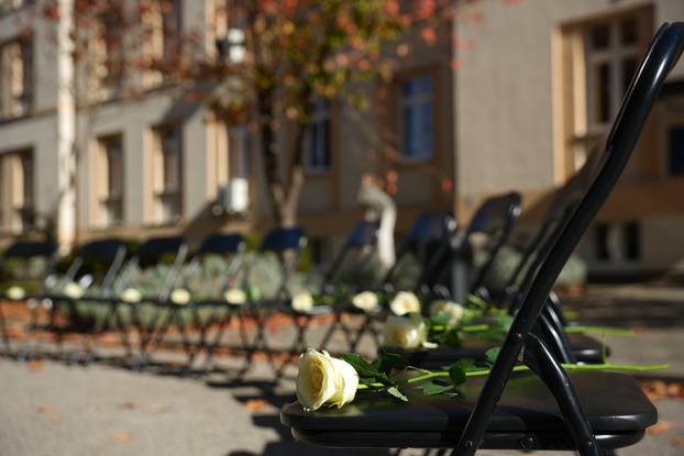 Banja Luka: Građani i studenti odali su počast žrtvama pada nadstrešnice u Novom Sadu