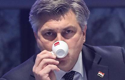 ANKETA Većina Hrvata popije dvije šalice kave dnevno. Kakva je situacija kod vas? Pijete li je?