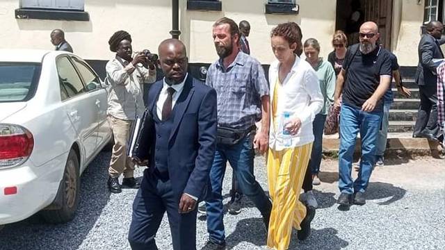 Prve fotografije sa slobode: Sud u Zambiji pustio Hrvate. Moraju u roku od 48 sati otići iz zemlje