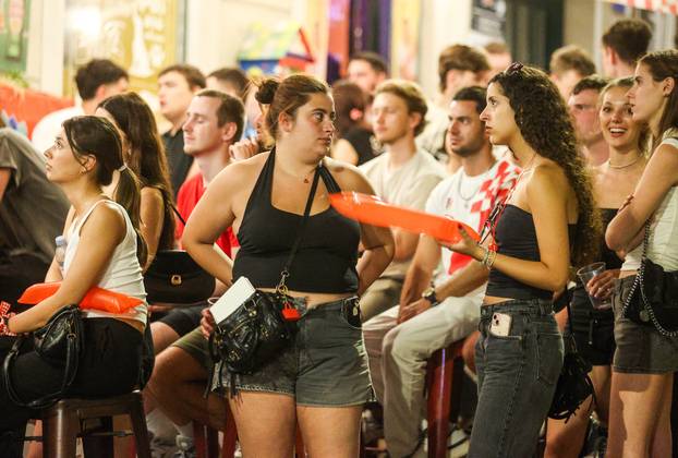 Rijeka : Gledanje utakmice Paname i Hrvatske u kafićima