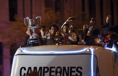 Slavlje na ulicama Madrida: Do četiri ujutro čekali svoje heroje