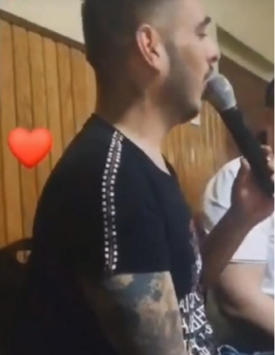 'Procurile' fotografije: Darko Lazić pjevao na korona partyju