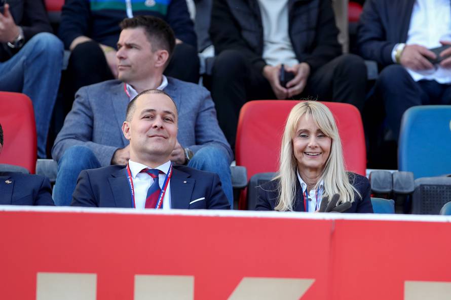 Split: Navijači na tribinama prate utakmicu Hajduk - Dinamo 