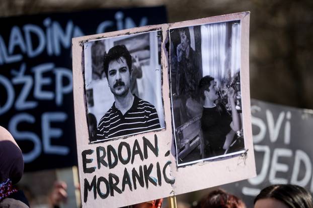 Prosvjedi u Sarajevu se nastavljaju, traži se pravda za poginulog mladića i ozlijeđene u tramvajskoj nesreći