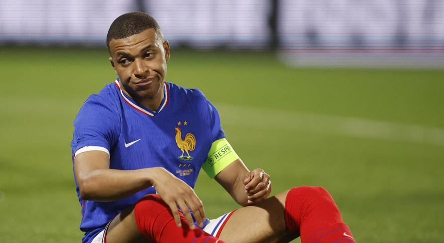 International Friendly - France v Luxembourg