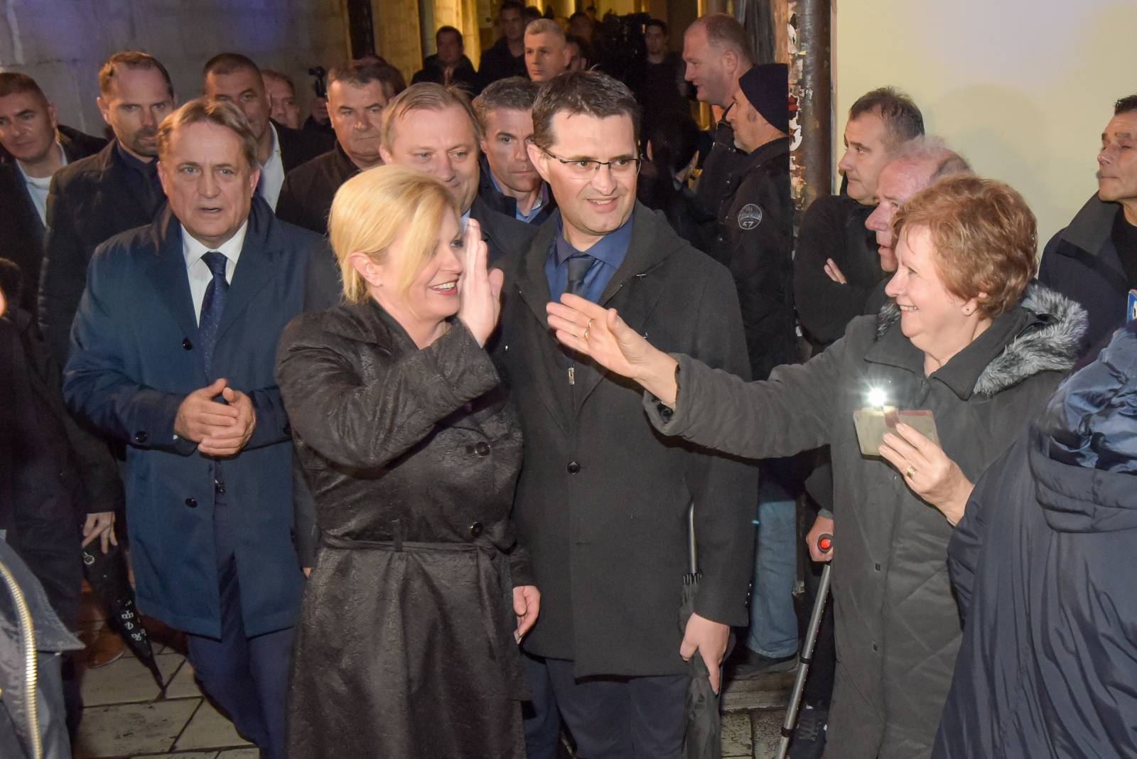 Zadar: Kolinda Grabar Kitarović na Narodnom trgu održala predizborni skup