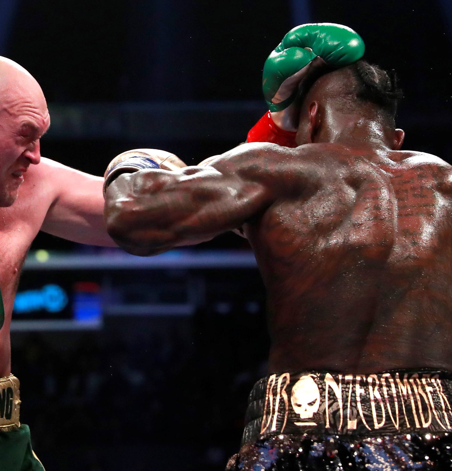 Deontay Wilder v Tyson Fury - WBC World Heavyweight Title