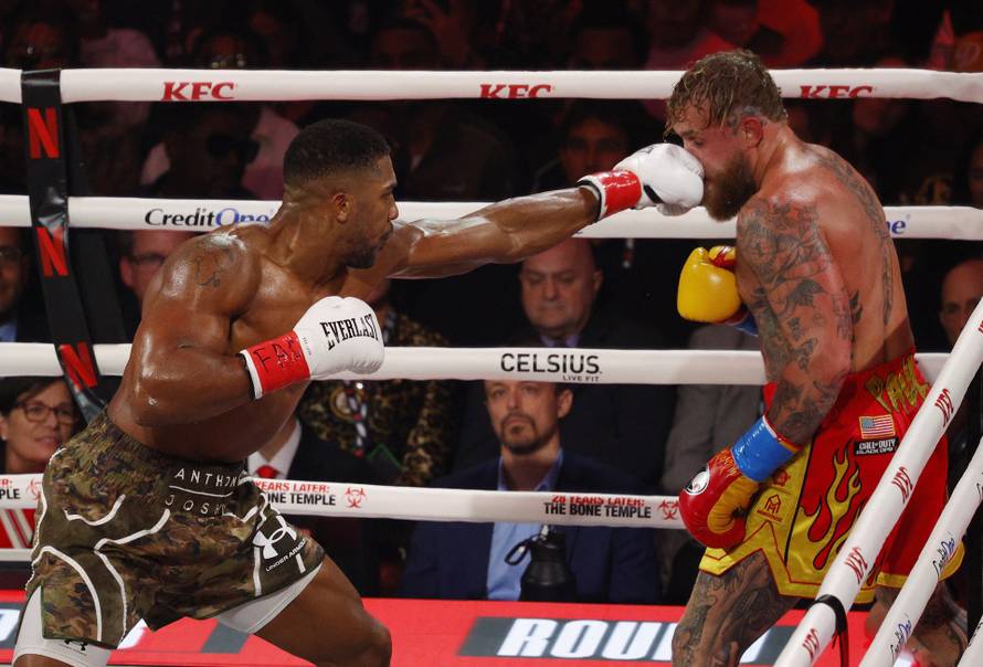Jake Paul v Anthony Joshua
