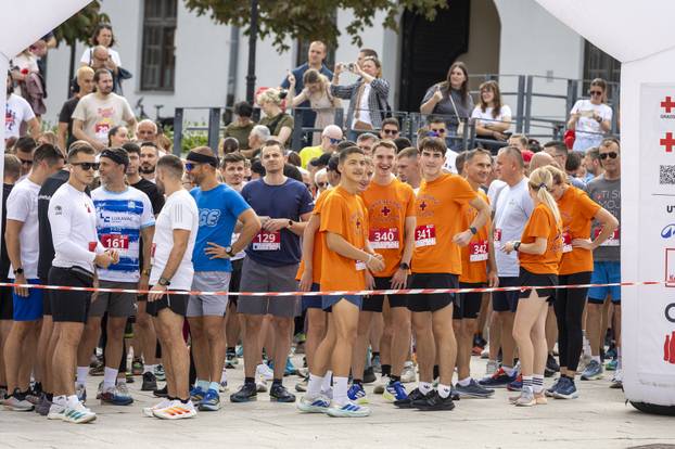 Osijek: Humanitarna utrka "Pretrči 5 za Pokret"