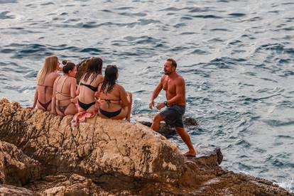 Ma tko kaže da je ljeto gotovo? Pogledajte scene iz Rovinja...