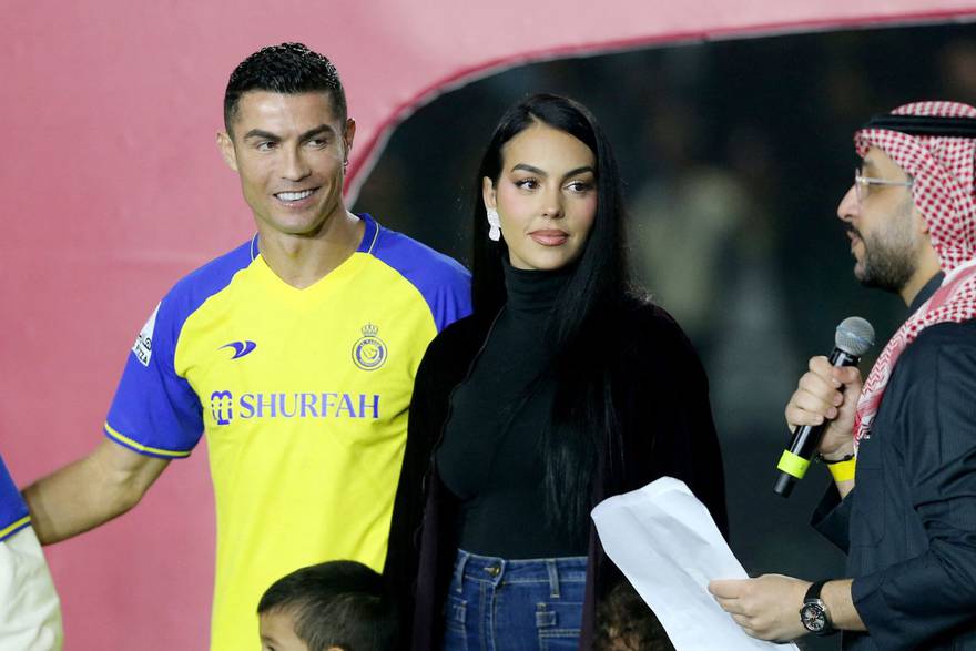 Cristiano Ronaldo i obitelj u lunaparku