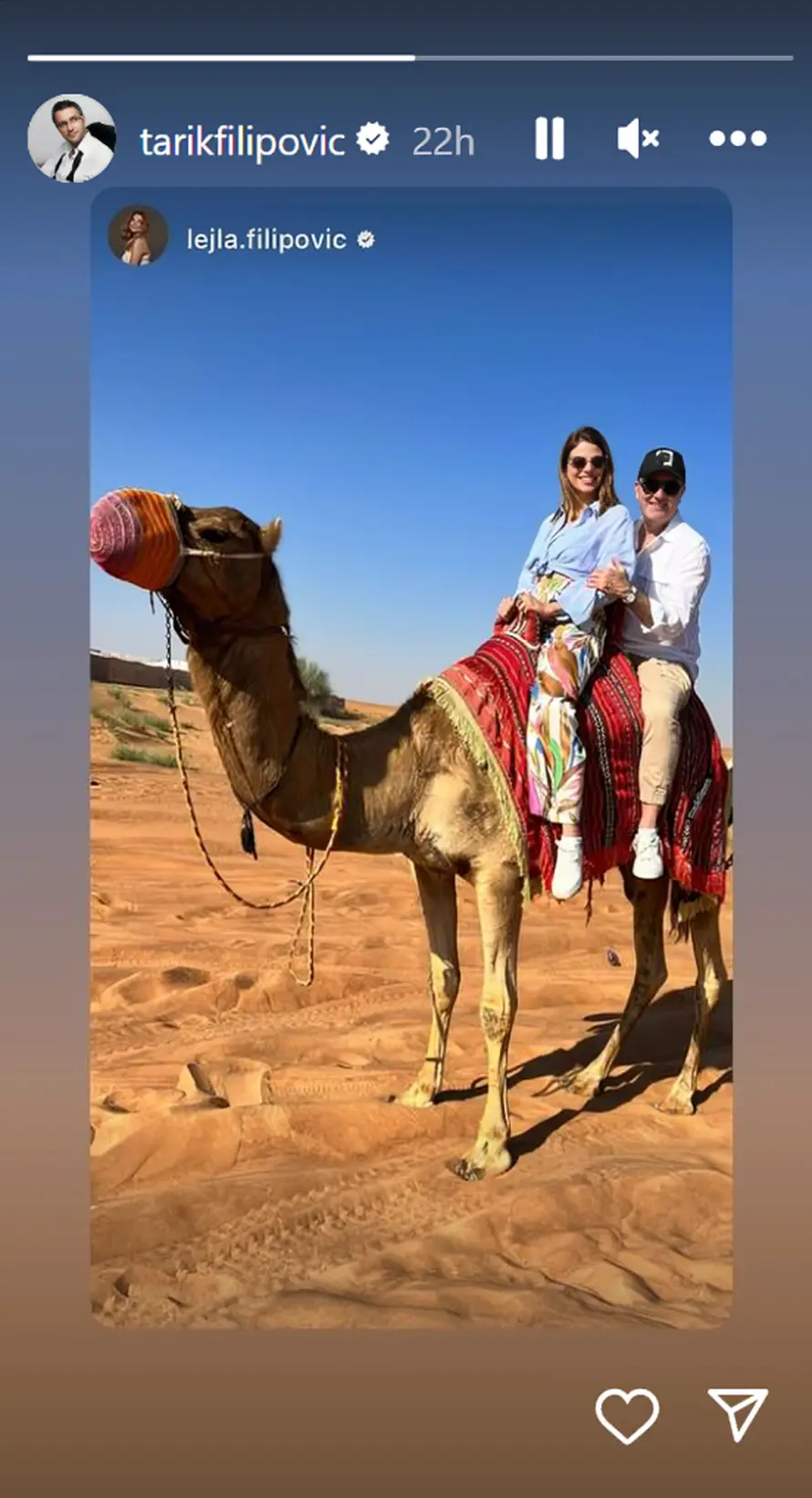 Nakon fotke s gepardom, Tarik i Lejla se pohvalili jahanjem deve