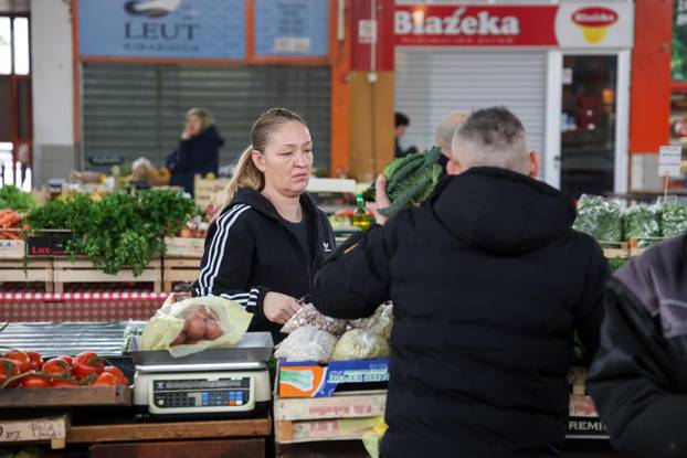 Zagreb: Tržnica Jarun