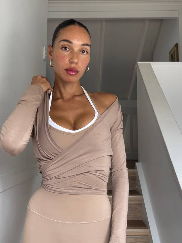FOTO Nije sve o fitnessu! Ash objašnjava kako imati lijepo tijelo bez nezdravih metoda