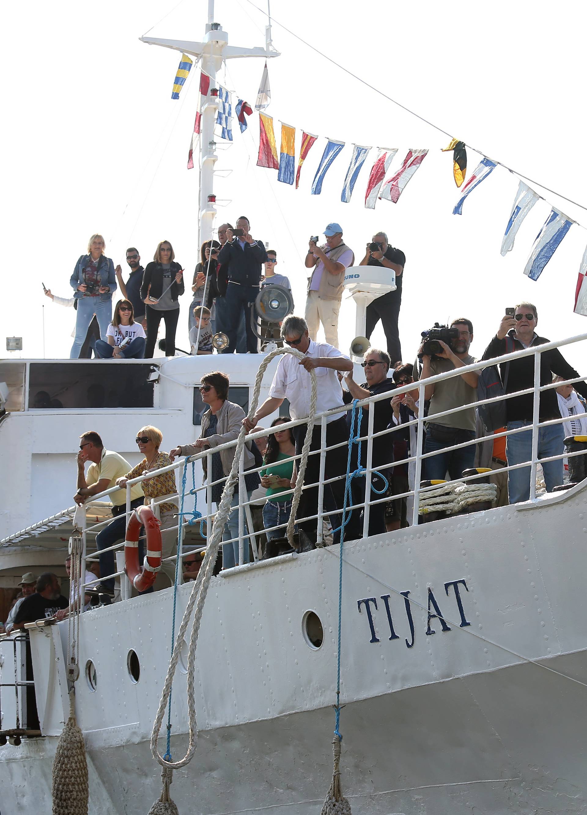 Skradin: Å ime Strikoman snima brod Tijat za 561. milenijsku fotografiju
