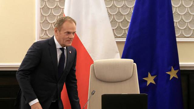 First sitting of Donald Tusk government.