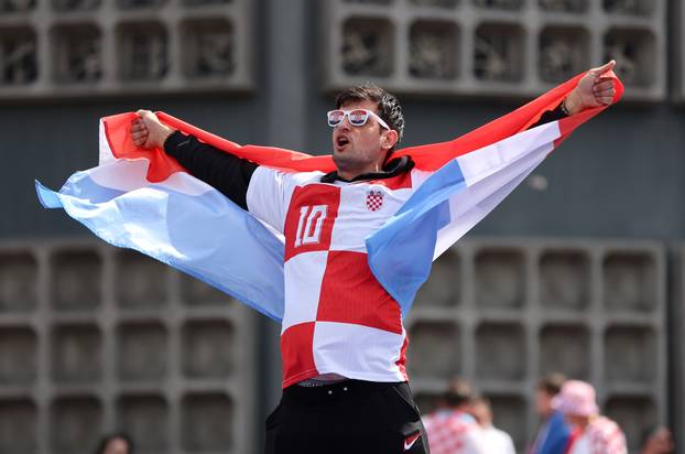 Berlin: Najveća hrvatska zastava prvi put razvijena u punom opsegu