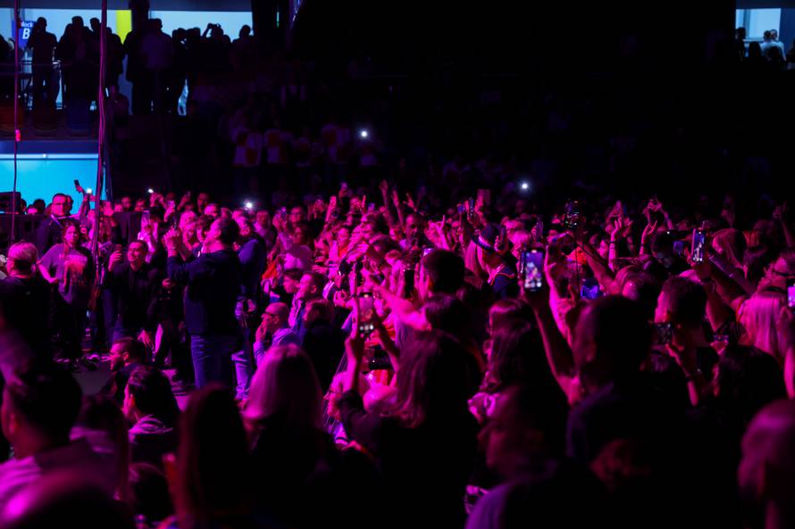 Frankfurt: Hrvatska noć u Suwag Energie Areni