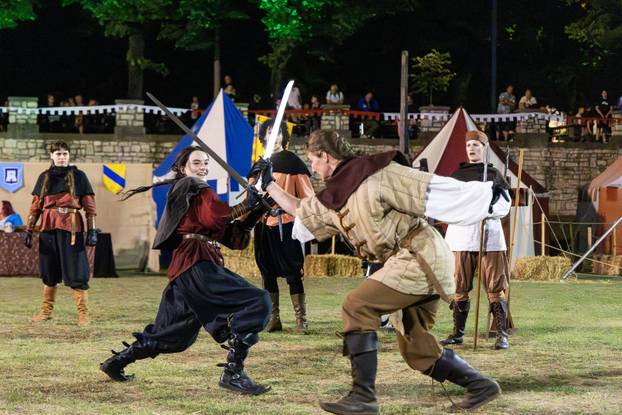 Otvoren je  13. Srednjovjekovni festival u Svetvinčentu