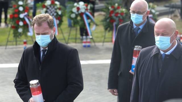 Vukovar: Ministar Banožić i Robert Hranj na obilježavanju Dana hrvatskih branitelja Vukovara