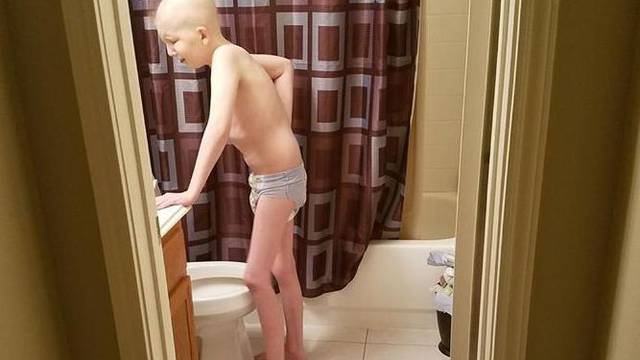 Objavila šokantnu fotografiju sina koji ima rak i ovu poruku...