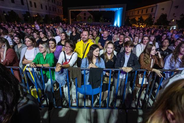 Koncert Doris Dragović u Osijeku