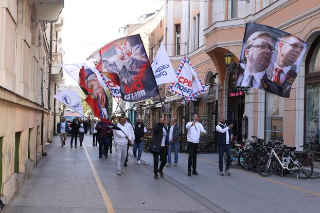 Pripreme za izborni skup izborne liste "Aleksandar Vučić - Jedinstvena Srbija" koji će se održati večeras u Novom Sadu