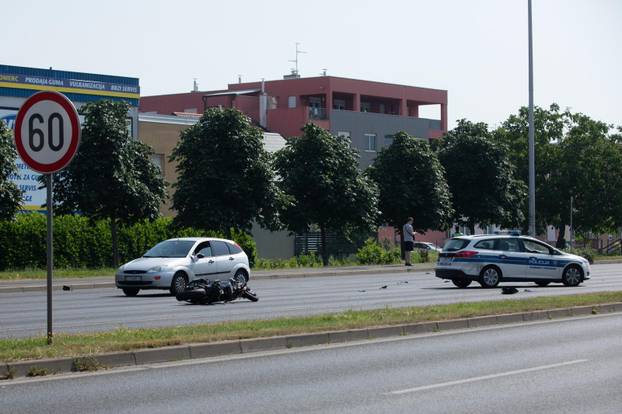 Zagreb: U prometnoj nesreći motora i bicikla stradale dvije osobe