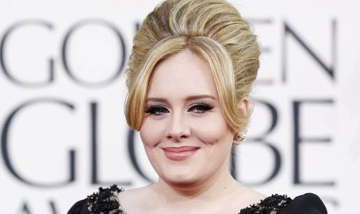 Zbog dosadnih paparazza i stresa Adele bježi u Ameriku