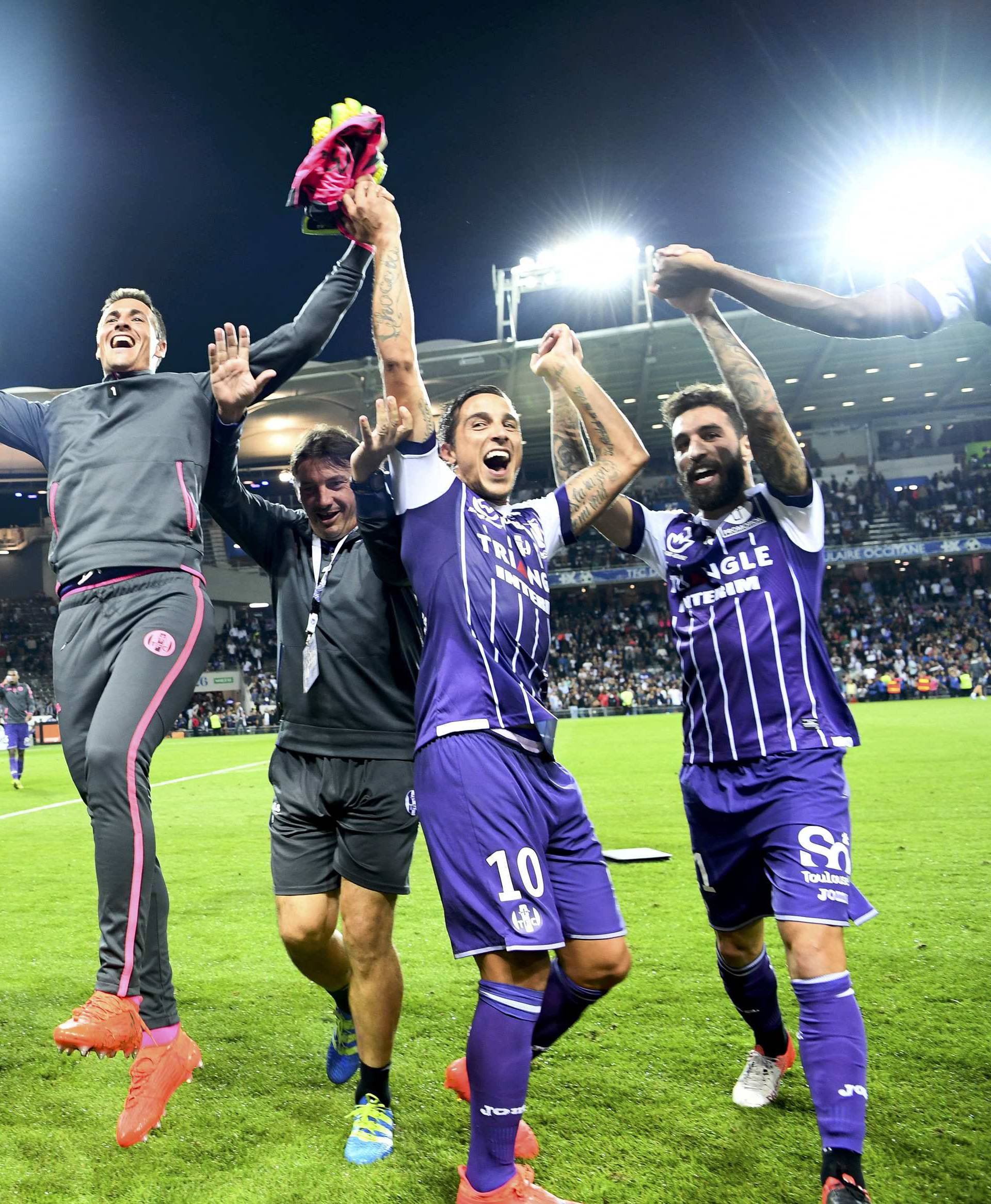 Football Soccer - Toulouse v Paris St Germain - French Ligue 1 - Stadium de Toulouse, France