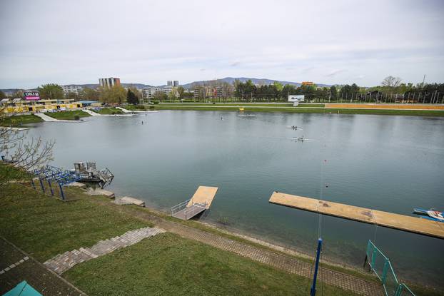 Zagreb: Sunčan dan uz jezero Jarun